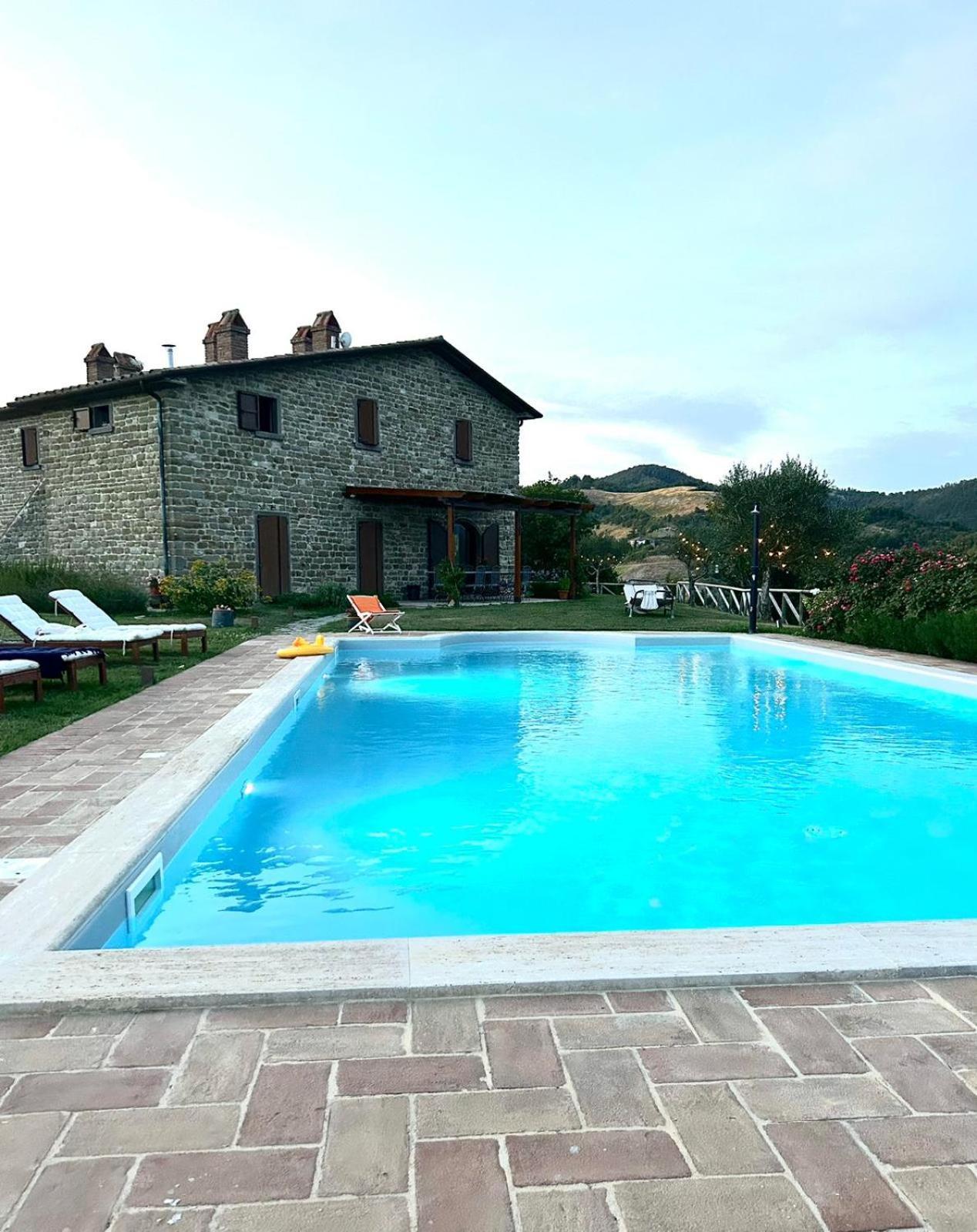 Villa Convento Pietralunga ピエトラルンガ エクステリア 写真
